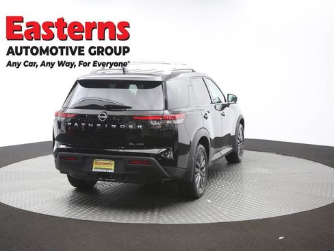Used 2023 Nissan Pathfinder SL w/ SL Premium Package AWD/4WD image 42