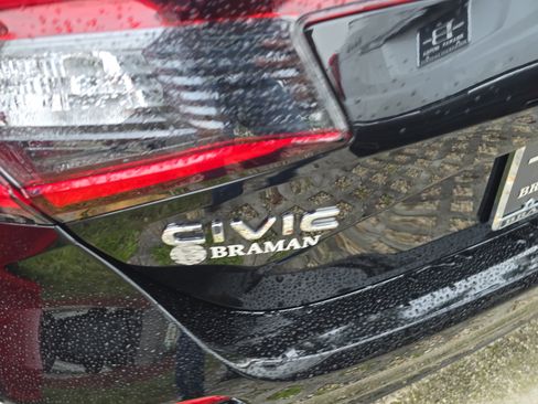 Certified 2024 Honda Civic Sport image 5