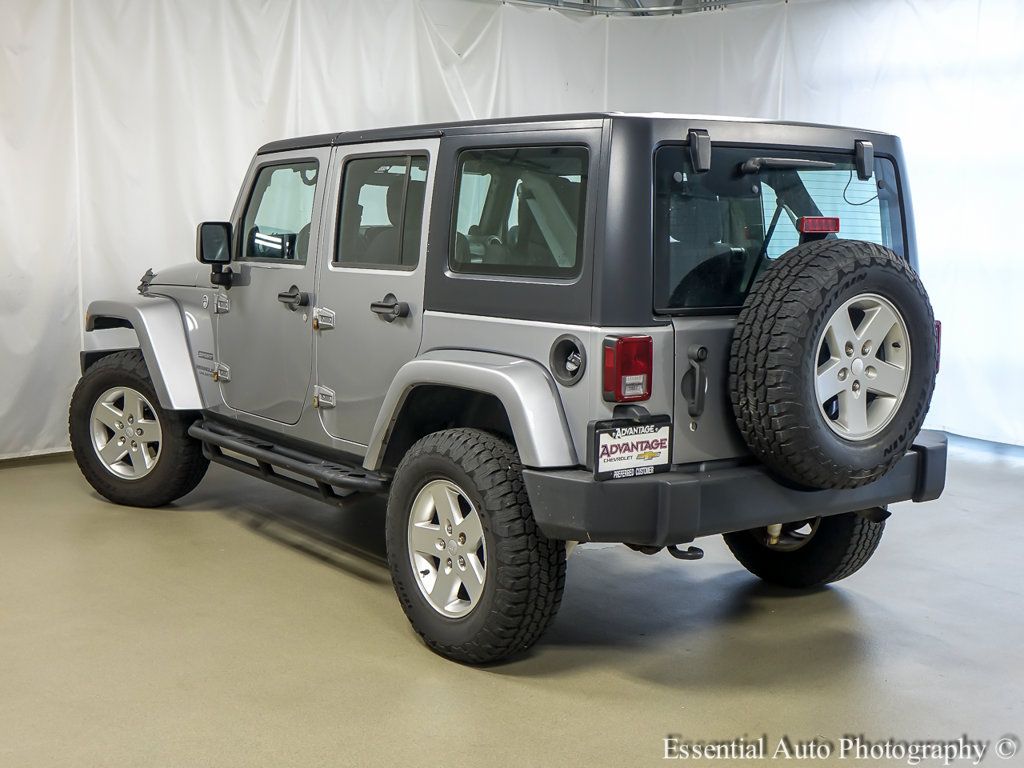 Used 2013 Jeep Wrangler Unlimited Sport AWD/4WD image 8
