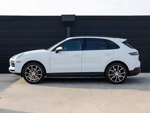 Used 2020 Porsche Cayenne image 2
