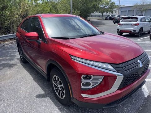 Used 2025 Mitsubishi Eclipse Cross ES image 3