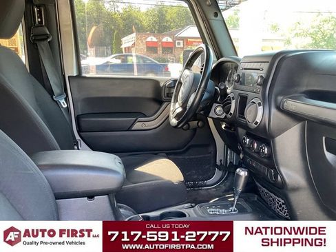 Used 2016 Jeep Wrangler Sport w/ Quick Order Package 24S AWD/4WD image 11