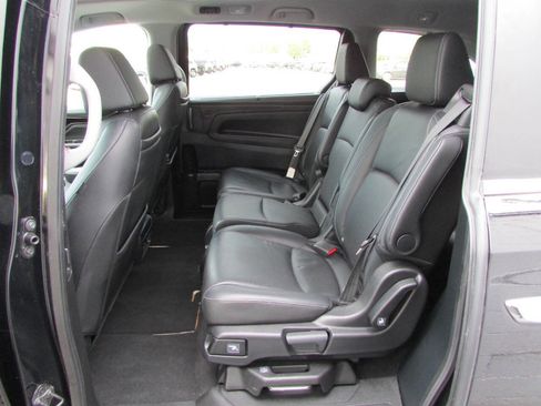 Used 2024 Honda Odyssey Touring image 5