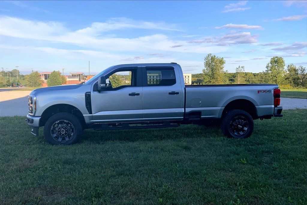 Used 2024 Ford F350 XL w/ STX Appearance Package AWD/4WD image 12