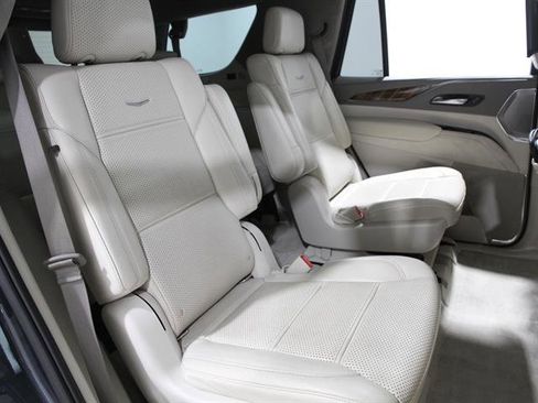 Used 2021 Cadillac Escalade Sport Platinum image 20