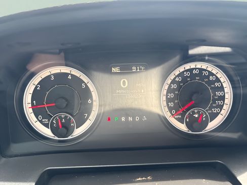 Used 2016 RAM 1500 Classic SLT AWD/4WD image 21