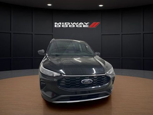 Used 2025 Ford Escape ST-Line image 5