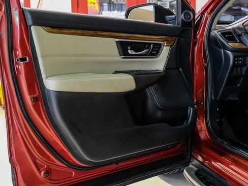 Used 2019 Honda CR-V Touring image 40