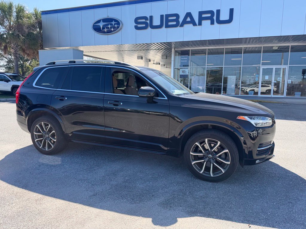Used 2018 Volvo XC90 T5 Momentum w/ Convenience Package FWD image 1