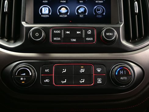 Used 2015 GMC Canyon SLE w/ All-Terrain Package image 19