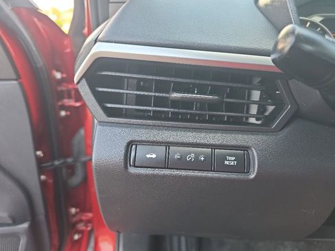 Used 2022 Nissan Altima 2.5 SV FWD image 5