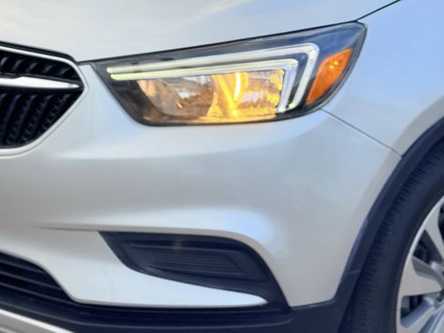 Used 2019 Buick Encore Preferred image 9