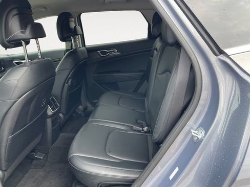 Used 2023 Kia Sportage EX FWD image 13
