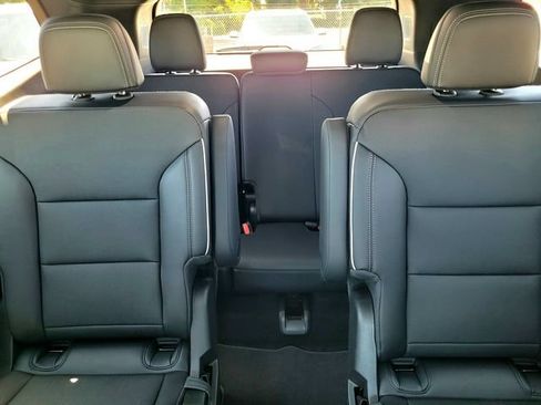 New 2026 Buick Enclave Preferred w/ Power Package FWD image 19