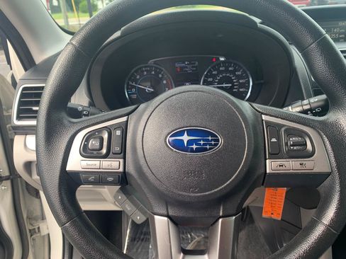 Used 2017 Subaru Forester 2.5i Premium AWD/4WD image 15