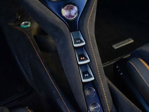 Used 2018 McLaren 720S Performance image 65