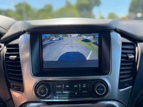 Used 2018 Chevrolet Tahoe LT AWD/4WD image 21