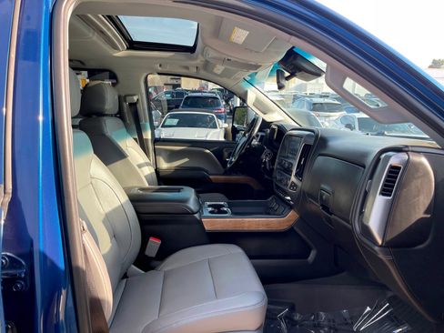 Used 2019 Chevrolet Silverado 2500 LTZ w/ Duramax Plus Package AWD/4WD image 31