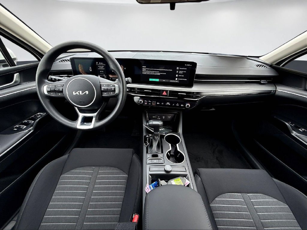 New 2027 Kia K5 LXS FWD image 6