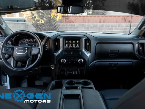 Used 2024 GMC Sierra 2500 Pro image 7