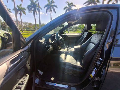 Used 2016 BMW X4 xDrive35i w/ Technology Package AWD/4WD image 4
