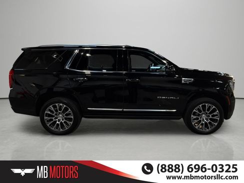 Used 2025 GMC Yukon Denali w/ Denali Reserve Package AWD/4WD image 5