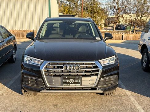 Used 2019 Audi Q5 2.0T Premium w/ Convenience Package image 2