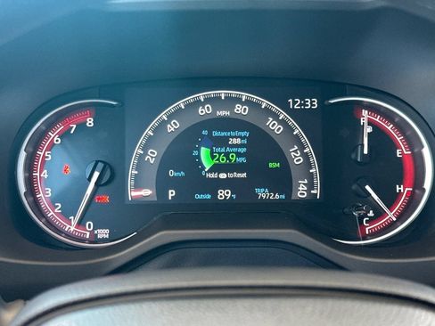 Certified 2025 Toyota RAV4 XLE FWD image 29