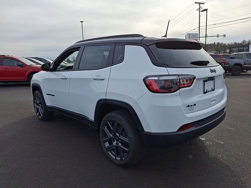 New 2026 Jeep Compass Limited w/ Sun, Sound & Navigation Group image 8