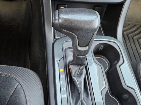 Used 2015 GMC Canyon SLE w/ All-Terrain Package image 12