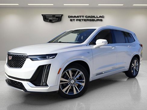 Used 2023 Cadillac XT6 Premium Luxury image 1