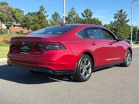 Used 2024 Honda Accord EX-L image 2