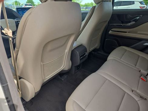 Used 2023 Lincoln Corsair FWD image 19