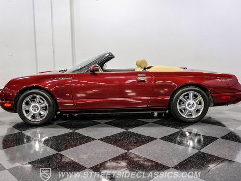 Used 2004 Ford Thunderbird RWD image 2