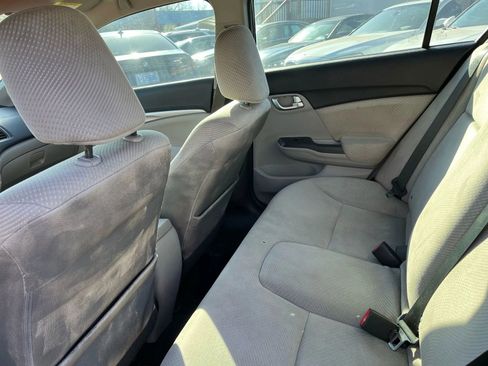 Used 2013 Honda Civic Hybrid Sedan image 14
