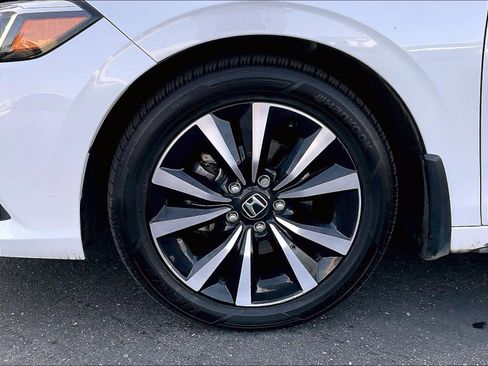 Used 2023 Honda Civic EX-L image 12