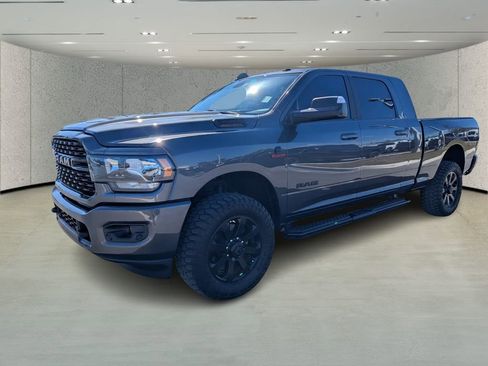 Used 2022 RAM 2500 Big Horn w/ Night Edition image 7
