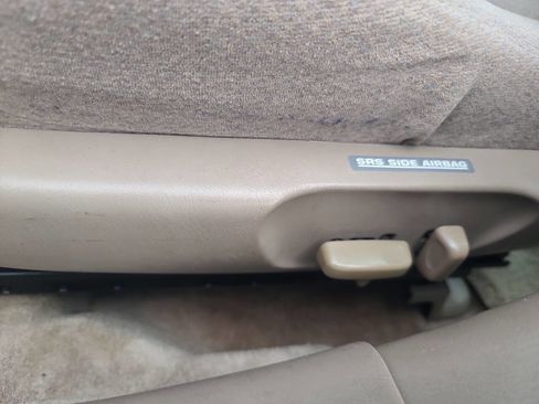 Used 2001 Toyota Camry LE image 14