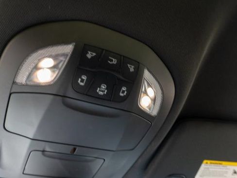New 2027 Chrysler Pacifica Select FWD image 26