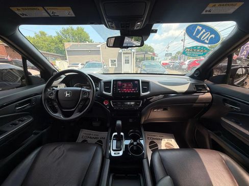 Used 2017 Honda Ridgeline Black Edition image 25