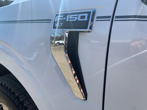 New 2025 Ford F150 XLT w/ Equipment Group 302A MID image 91