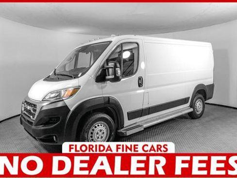 Used 2025 RAM ProMaster 2500 w/ U-Haul Equipment Group FWD image 1