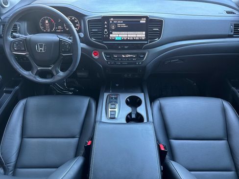 Used 2025 Honda Ridgeline RTL image 13