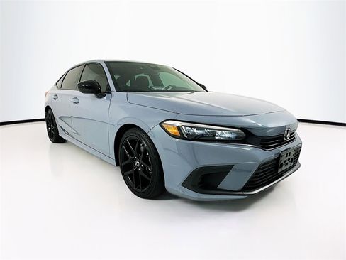 Used 2024 Honda Civic Sport image 3