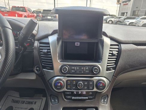 Used 2018 Chevrolet Suburban LT w/ Texas Edition Package image 44