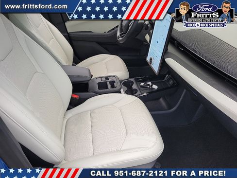 Certified 2025 Ford Mustang Mach-E Premium image 16