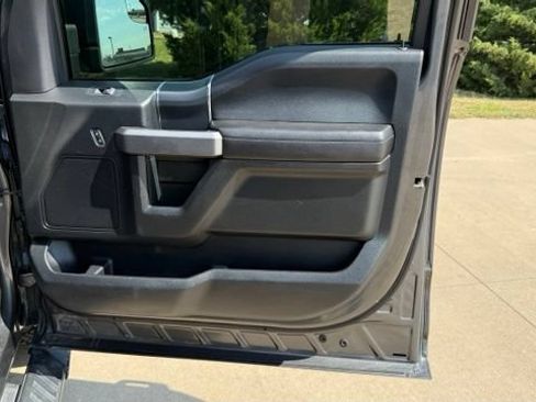 Used 2019 Ford F150 XLT w/ Equipment Group 302A Luxury AWD/4WD image 20