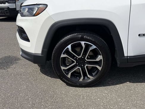 Used 2023 Jeep Compass Limited AWD/4WD image 11