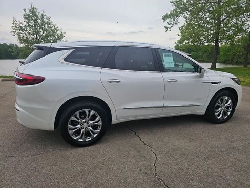 Used 2021 Buick Enclave Avenir w/ Avenir Technology Package AWD/4WD image 5