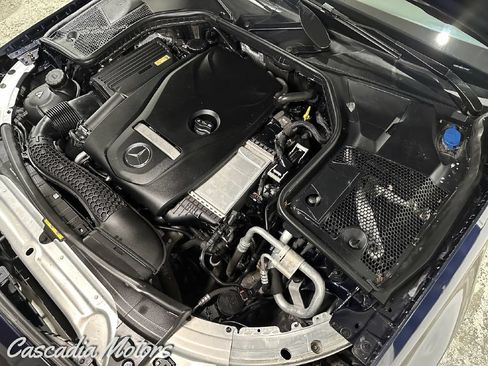 Used 2016 Mercedes-Benz C 300 4MATIC Sedan image 33